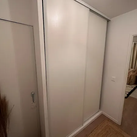 Cozy Situe A 10 Min De Aeroport De Roissy Cdg Situe A 1 Min A Pied De La Gare Rer Direction Paris Centre 20min 아파트 Louvres